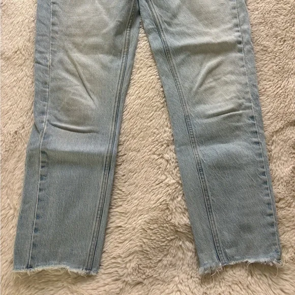 Abercrombie & Fitch The Skinny High Rise Light Blue raw Hem Jeans - Picture 4 of 7